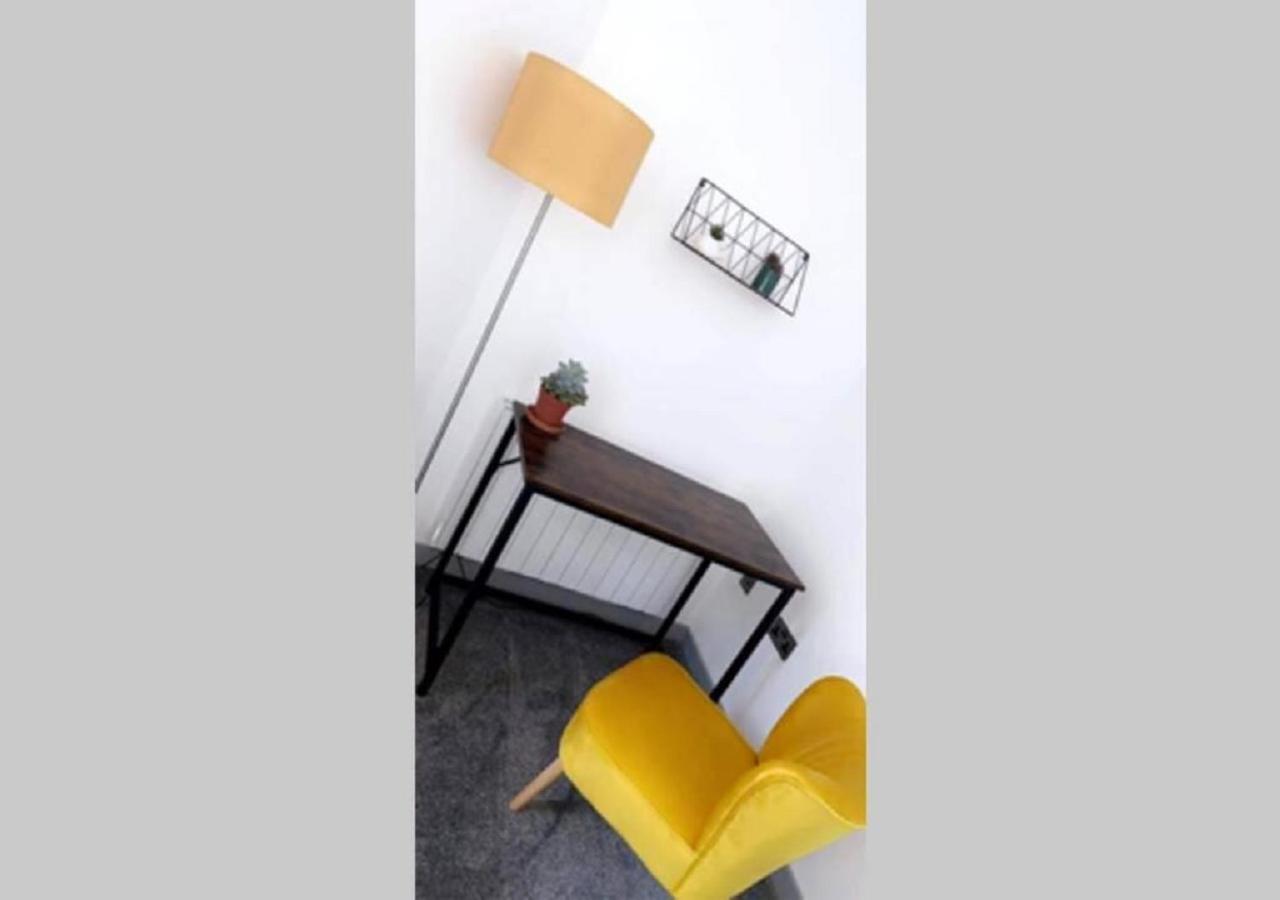 Centre Deluxe Whole Sleeps 4 D19 * Doncaster